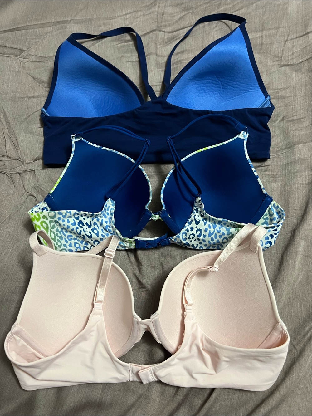 3 pcs Victoria’s Secret 36B Assorted Bra Lot - Picture 4 of 6